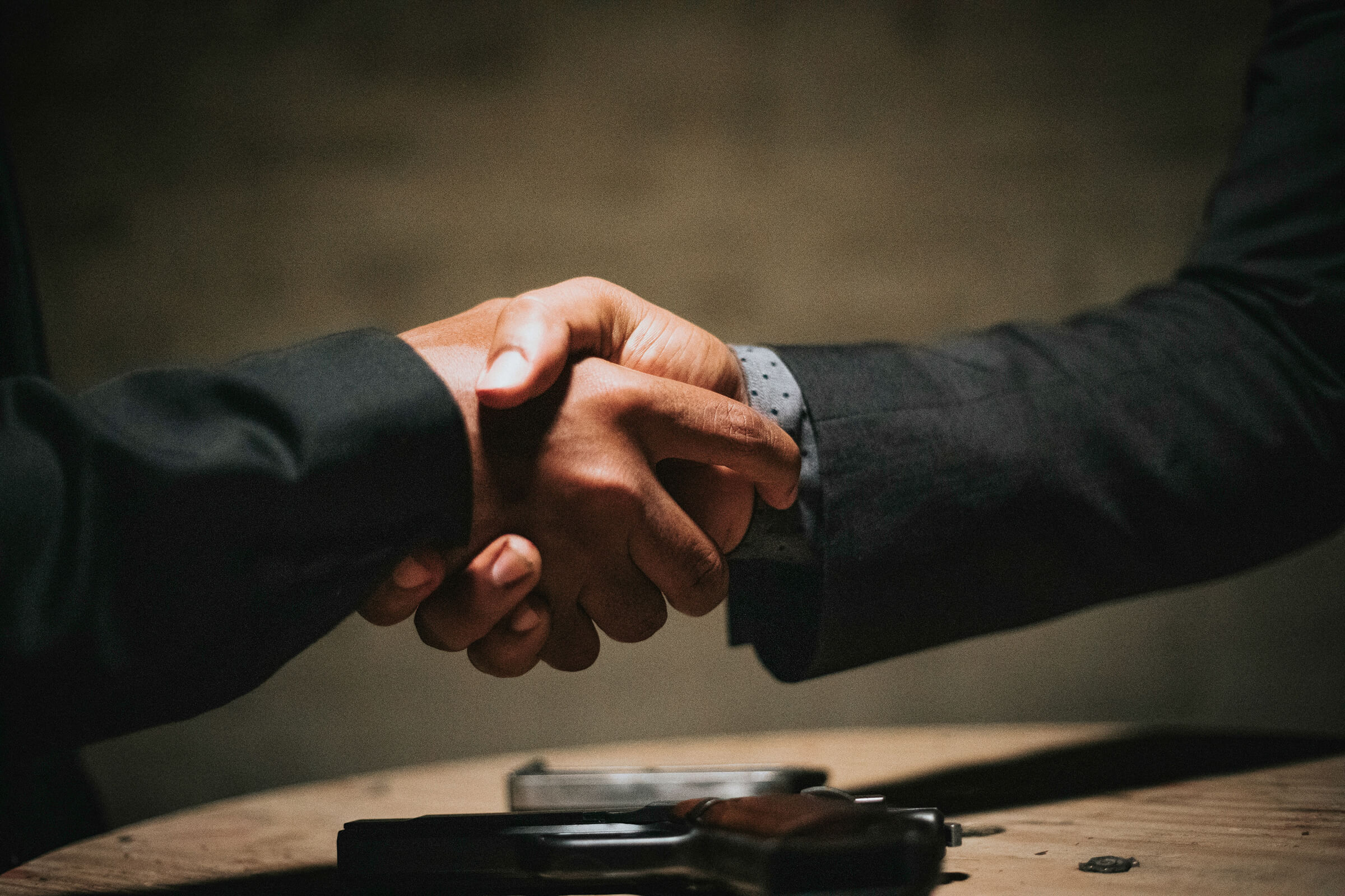 The “45-Minute Enrollment”: How to Close High-Ticket Clients Without Being Salesy image